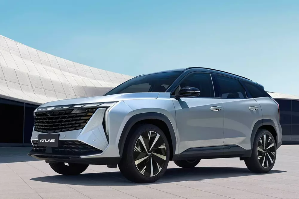 Geely Atlas цена в Екатеринбурге