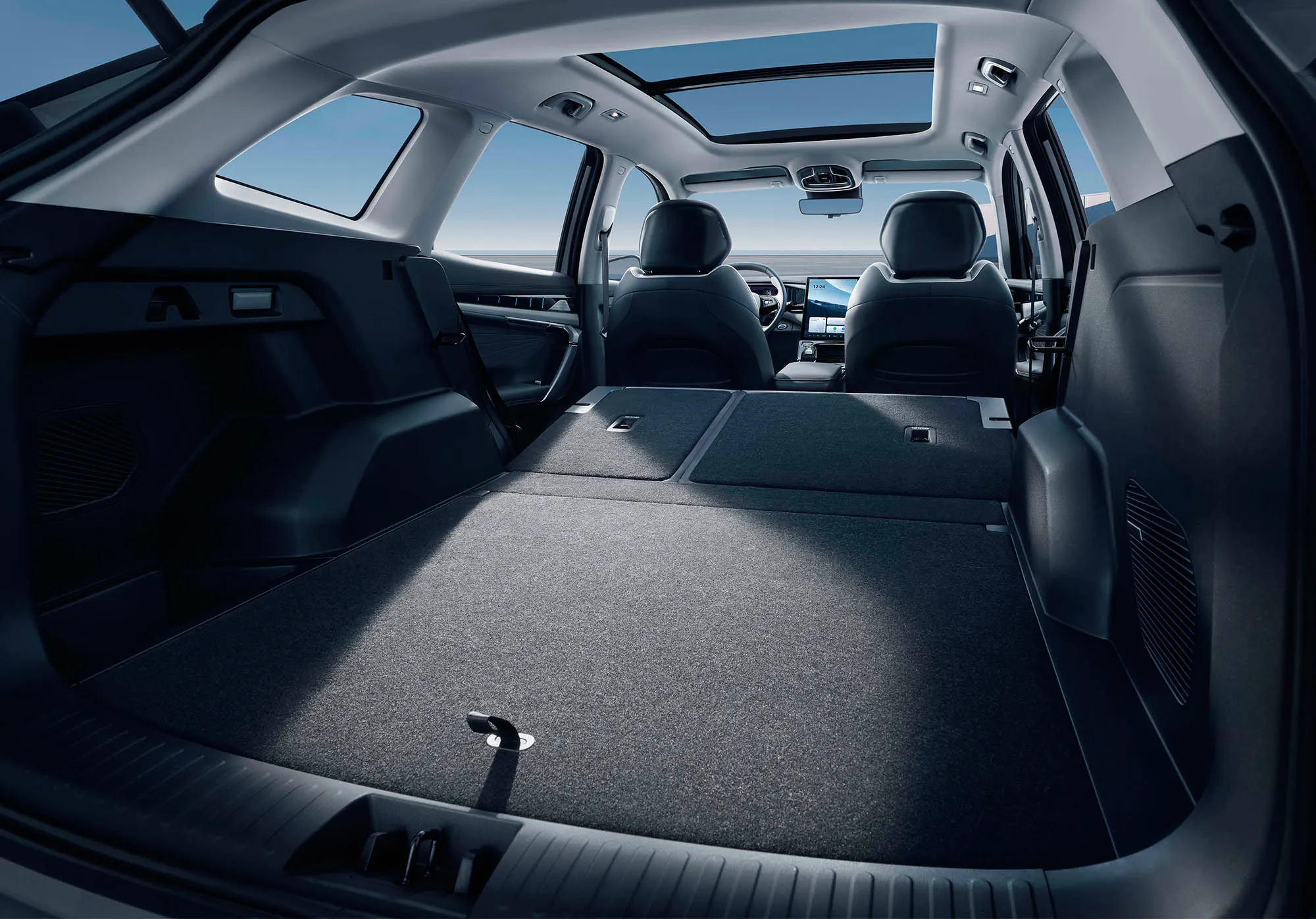 Geely Atlas: багажник