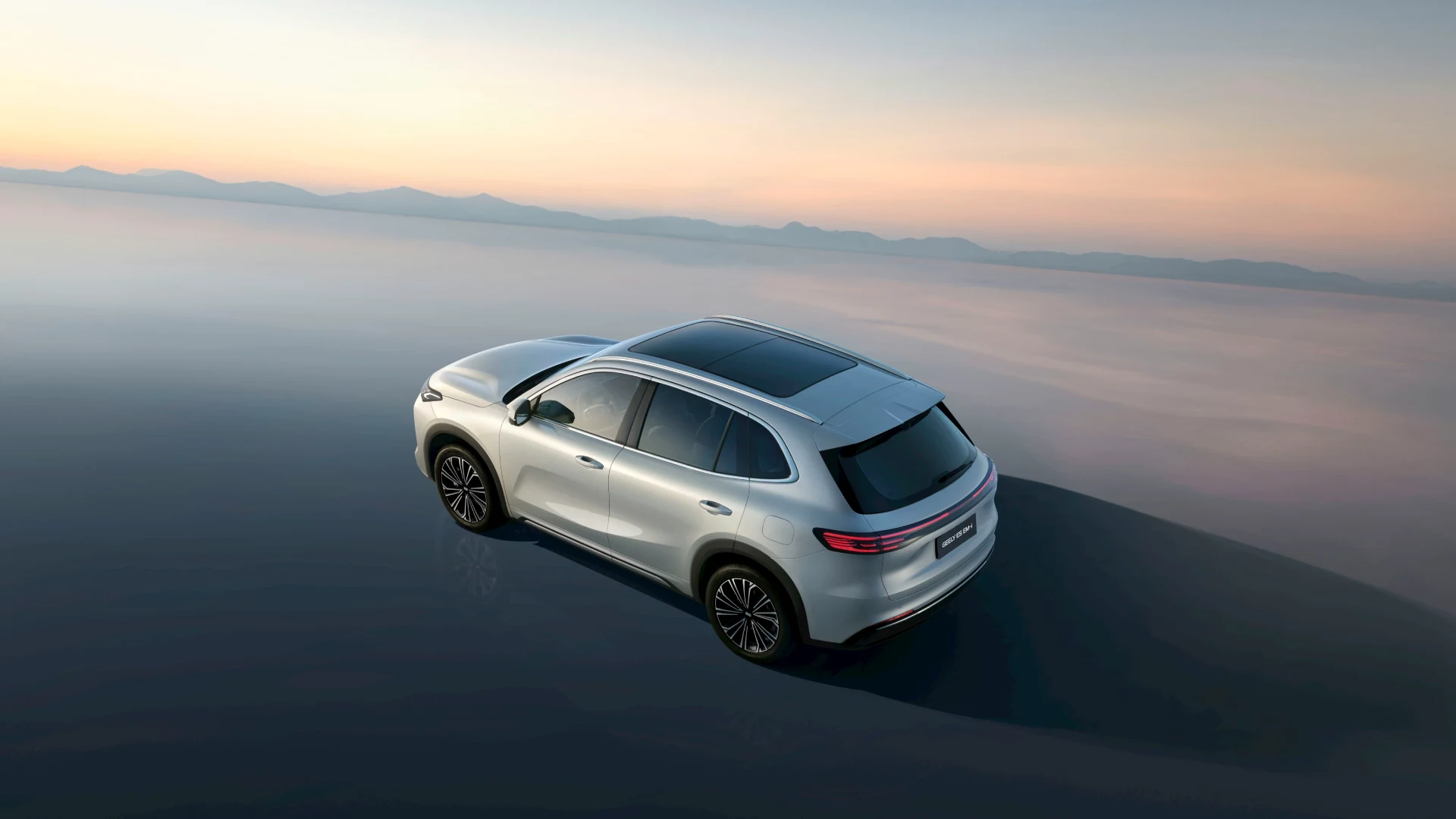 Geely EX5 Гибрид купить в Екатеринбурге