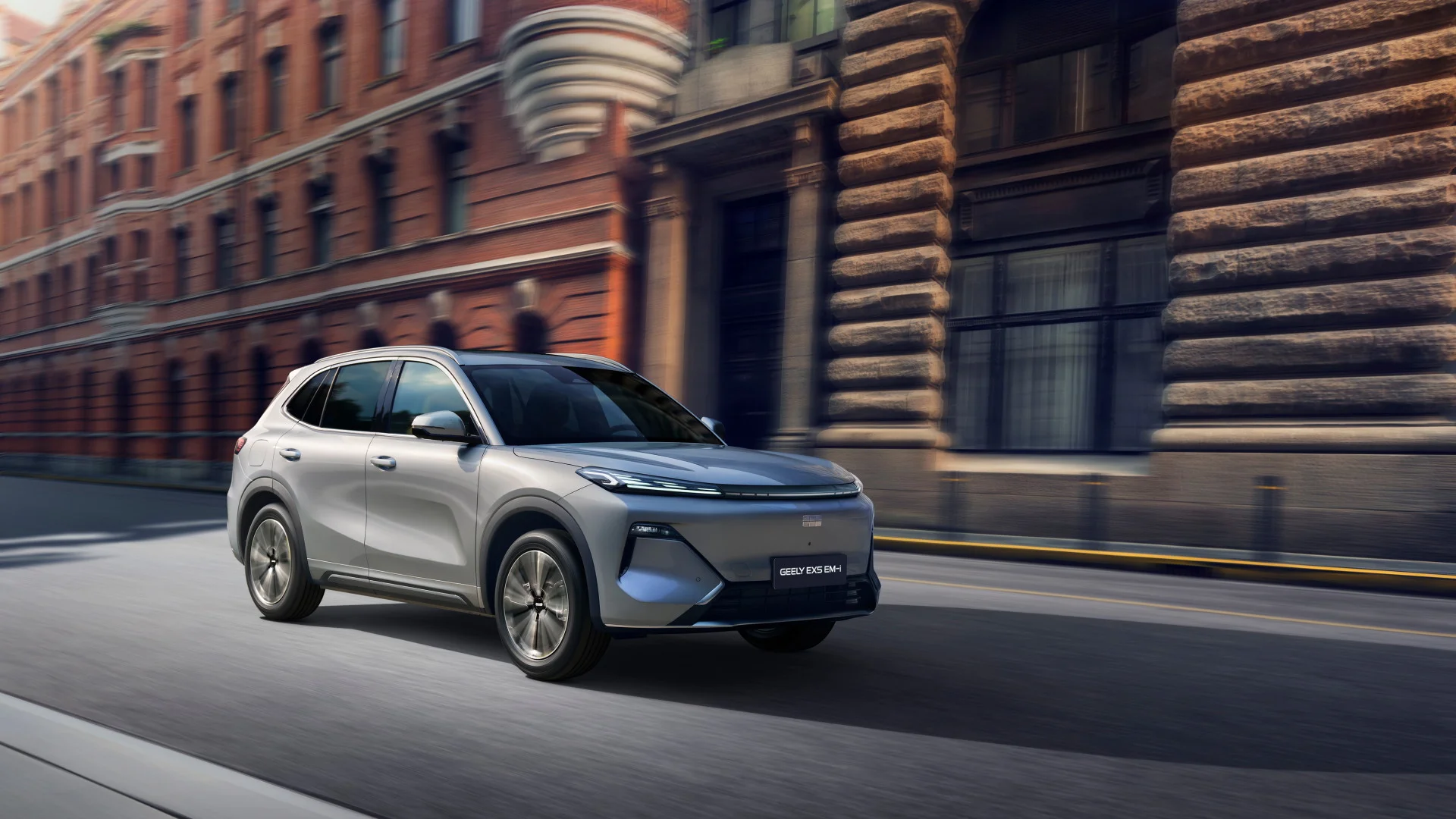 Geely EX5 Гибрид купить в Екатеринбурге