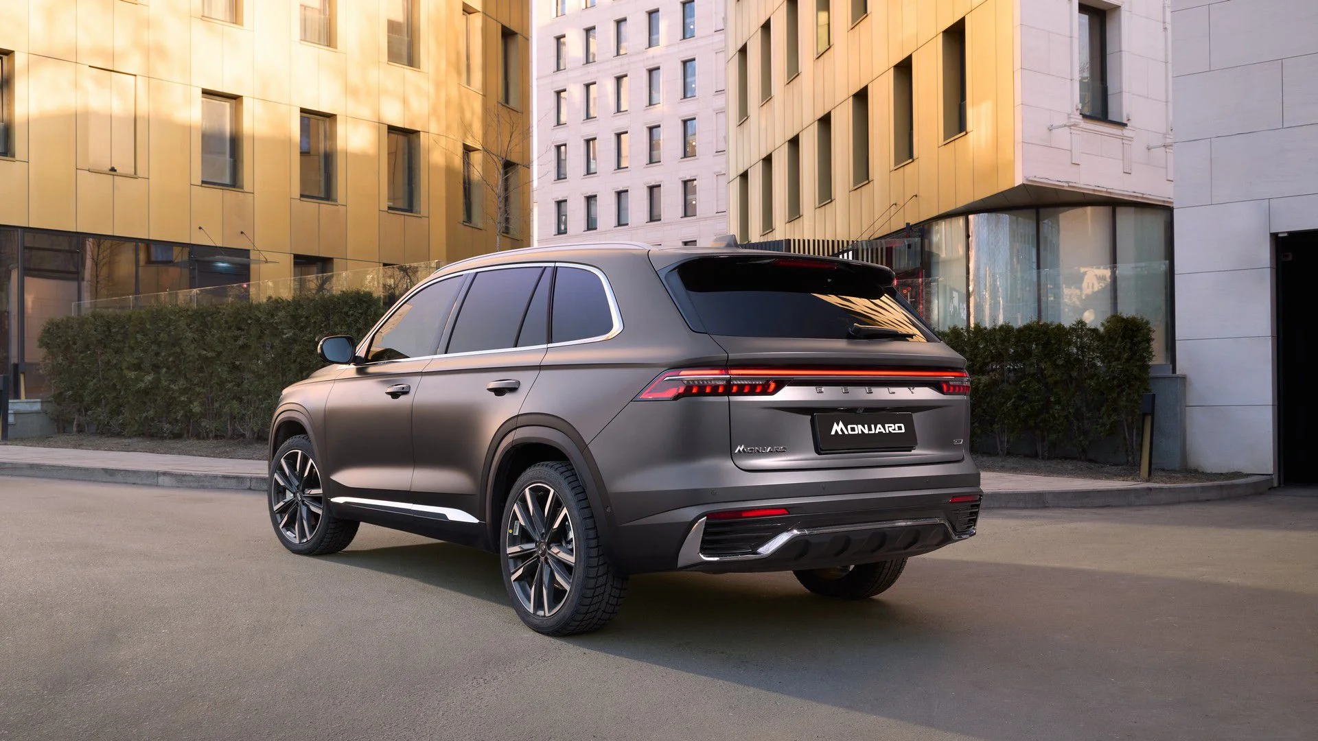 Geely Monjaro купить в Екатеринбурге